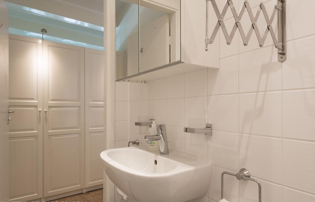 Canal View Amsterdam Apartment Экстерьер фото